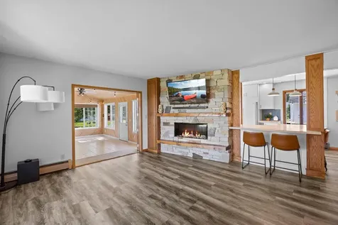 3097 325th Avenue NW Cambridge MN 55008