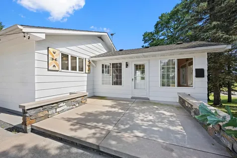 3097 325th Avenue NW Cambridge MN 55008