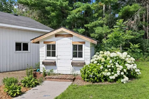 3097 325th Avenue NW Cambridge MN 55008