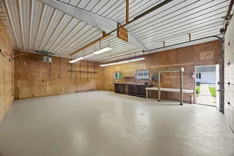 3097 325th Avenue NW Cambridge MN 55008