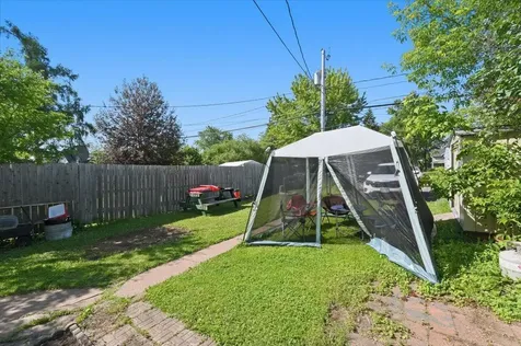 2114 E 6th Street Superior WI 54880