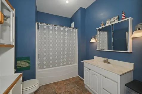 2114 E 6th Street Superior WI 54880