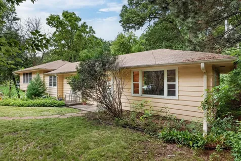 5690 Echo Excelsior MN 55331