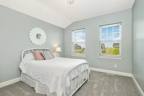 11779 Harvest Path Woodbury MN 55129