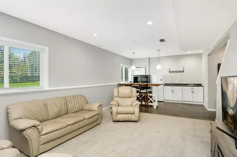 11779 Harvest Path Woodbury MN 55129