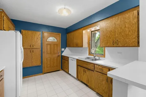 1870 7th Street NW New Brighton MN 55112