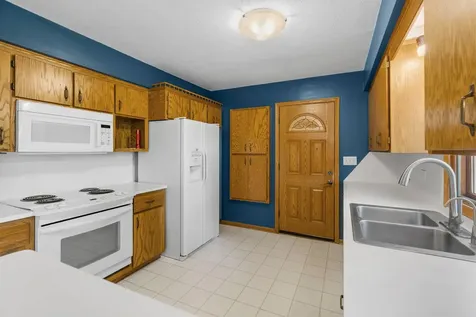 1870 7th Street NW New Brighton MN 55112
