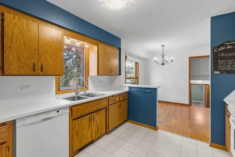 1870 7th Street NW New Brighton MN 55112
