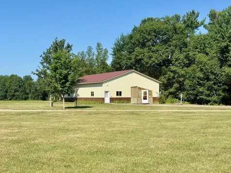 38252 Cloverdale Road Hinckley MN 55037