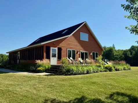 38252 Cloverdale Road Hinckley MN 55037