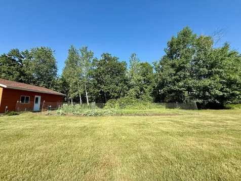 38252 Cloverdale Road Hinckley MN 55037