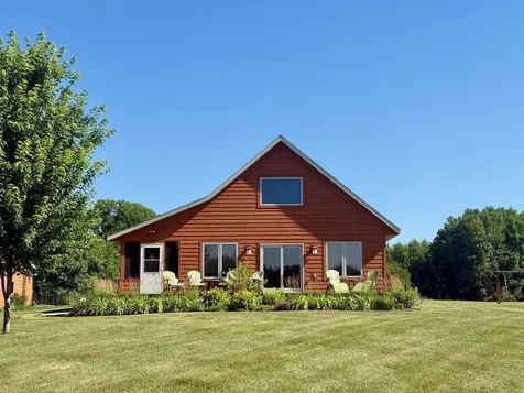 38252 Cloverdale Road Hinckley MN 55037