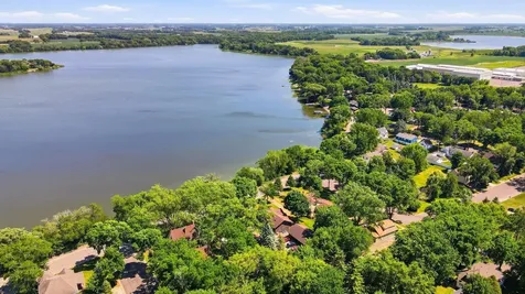 320 Kingsley Street S Winsted MN 55395