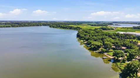 320 Kingsley Street S Winsted MN 55395