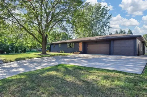 265 119th Avenue NE Blaine MN 55434