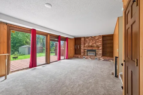 7640 Douglas Drive N Brooklyn Park MN 55443