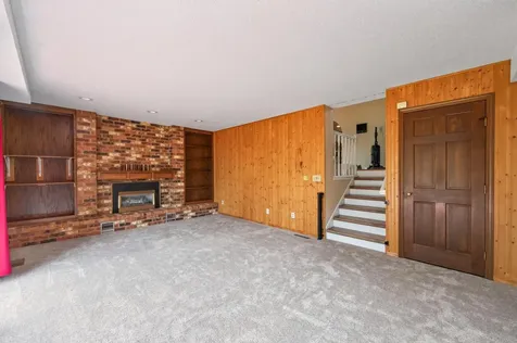 7640 Douglas Drive N Brooklyn Park MN 55443