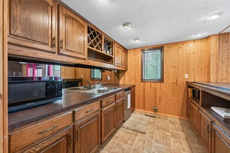 7640 Douglas Drive N Brooklyn Park MN 55443