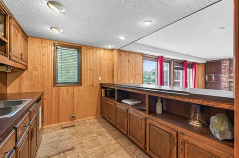 7640 Douglas Drive N Brooklyn Park MN 55443