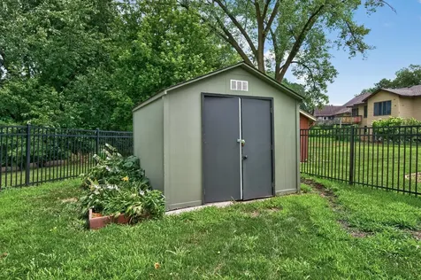 7640 Douglas Drive N Brooklyn Park MN 55443