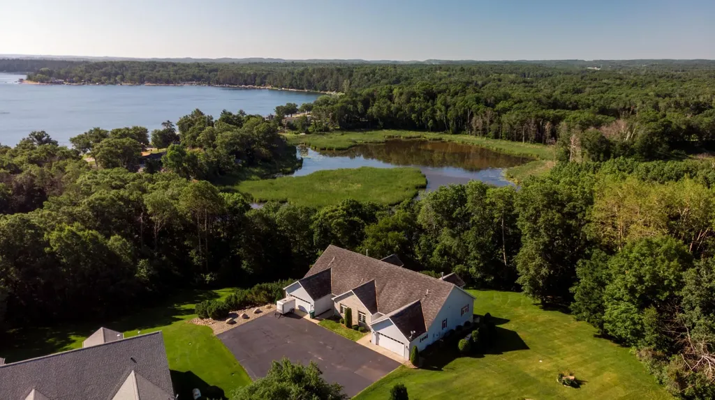 34524 Hillcrest Road Motley MN 56466