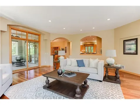 21892 Byron Circle Excelsior MN 55331