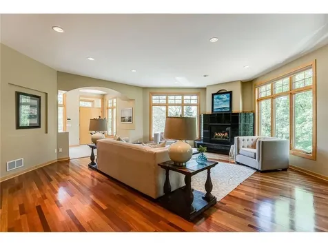 21892 Byron Circle Excelsior MN 55331
