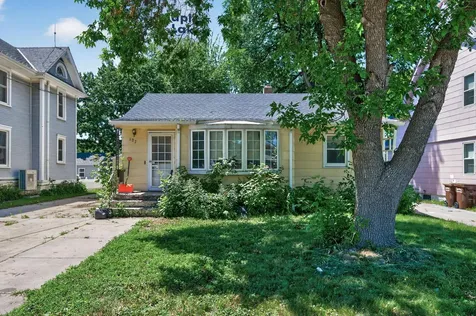 107 Oak Avenue N Maple Lake MN 55358