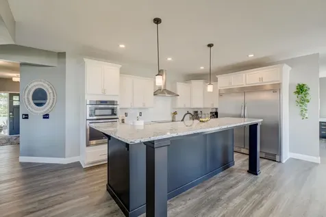 5204 Porchlight Bay Woodbury MN 55129