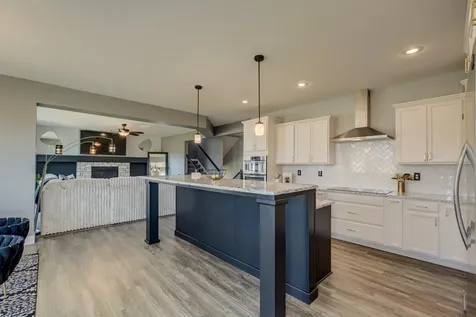 5204 Porchlight Bay Woodbury MN 55129