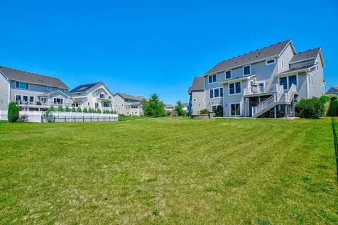 5204 Porchlight Bay Woodbury MN 55129