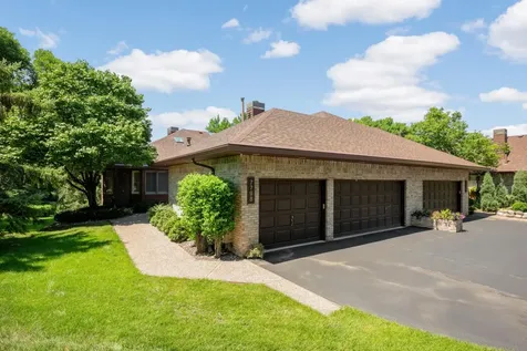 7798 Lochmere Terrace Edina MN 55439