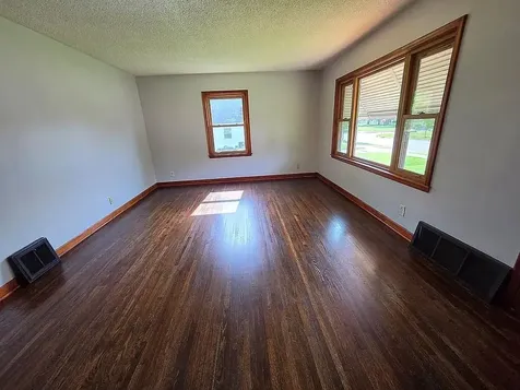 539 Brisbin Street Anoka MN 55303