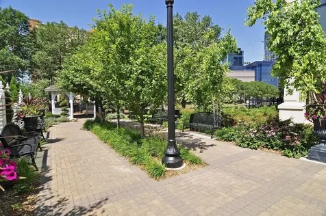 500 E Grant Street Minneapolis MN 55404