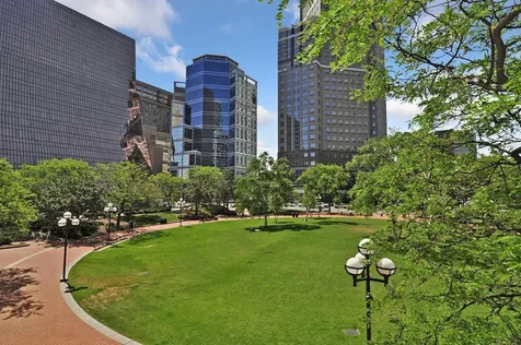 500 E Grant Street Minneapolis MN 55404