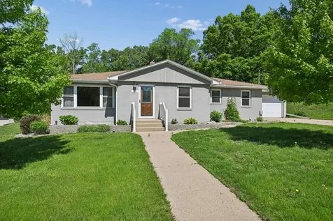 110 Circle Drive Jackson MN 56143