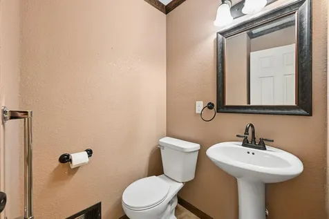 110 Circle Drive Jackson MN 56143
