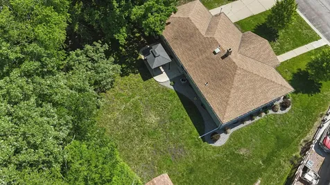110 Circle Drive Jackson MN 56143