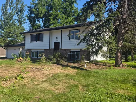 6908 64th Avenue N Brooklyn Park MN 55428