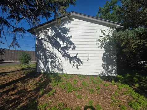 6908 64th Avenue N Brooklyn Park MN 55428