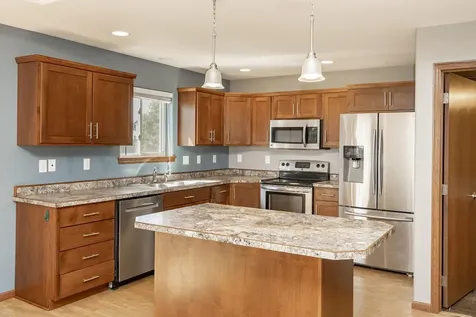 4017 9th Street S Moorhead MN 56560