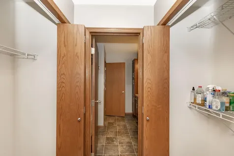 4017 9th Street S Moorhead MN 56560