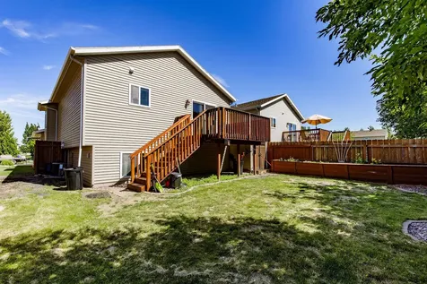 4017 9th Street S Moorhead MN 56560