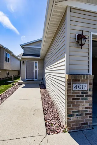 4017 9th Street S Moorhead MN 56560