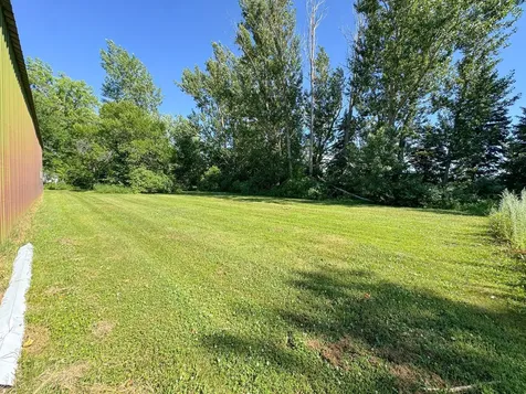 25 Broadway Avenue W Milnor ND 58060