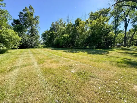 25 Broadway Avenue W Milnor ND 58060