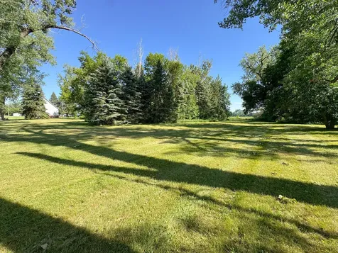 25 Broadway Avenue W Milnor ND 58060