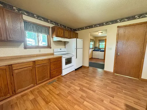 25 Broadway Avenue W Milnor ND 58060