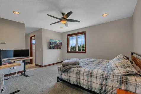 27284 110th Street NW Zimmerman MN 55398