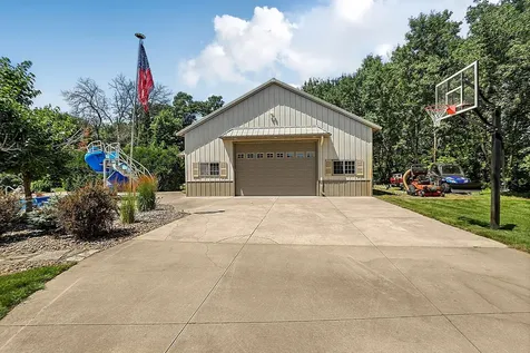 27284 110th Street NW Zimmerman MN 55398